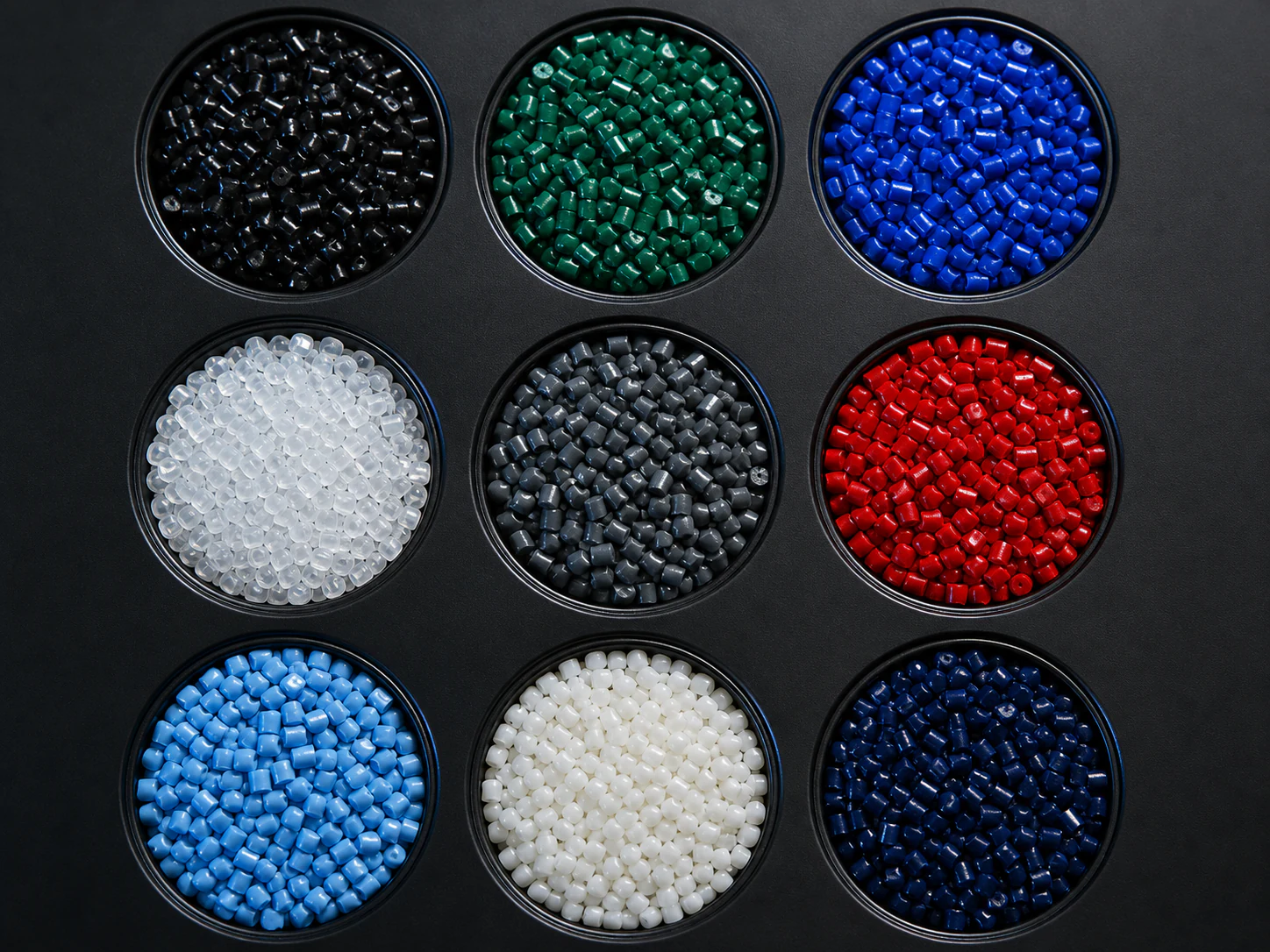 بلاستيك ABS: الخصائص والتطبيقات polymer material pellets